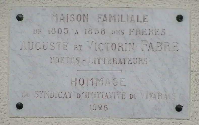 Plaque commémorative des frères Fabre à Jaujac